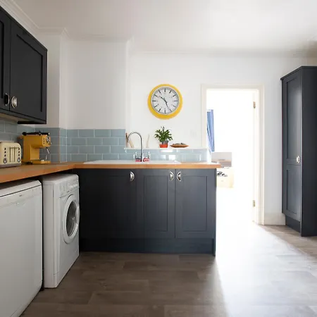 Elegant 2 Bed In The Heart Of Falmouth - Sleeps 4 Exterior photo