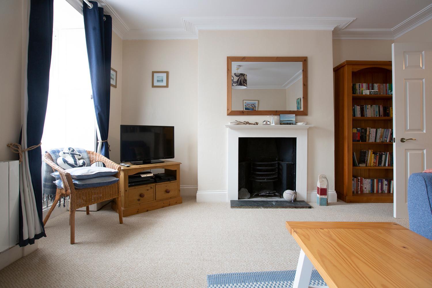 Apartment Elegant 2 Bed In The Heart Of - Sleeps 4 *