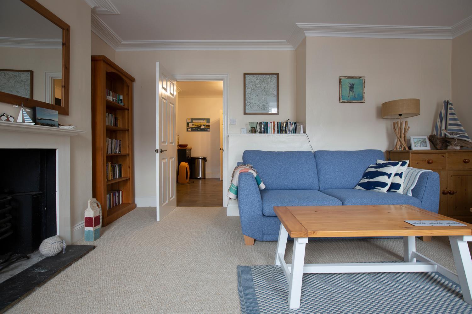 Apartment Elegant 2 Bed In The Heart Of - Sleeps 4 *
