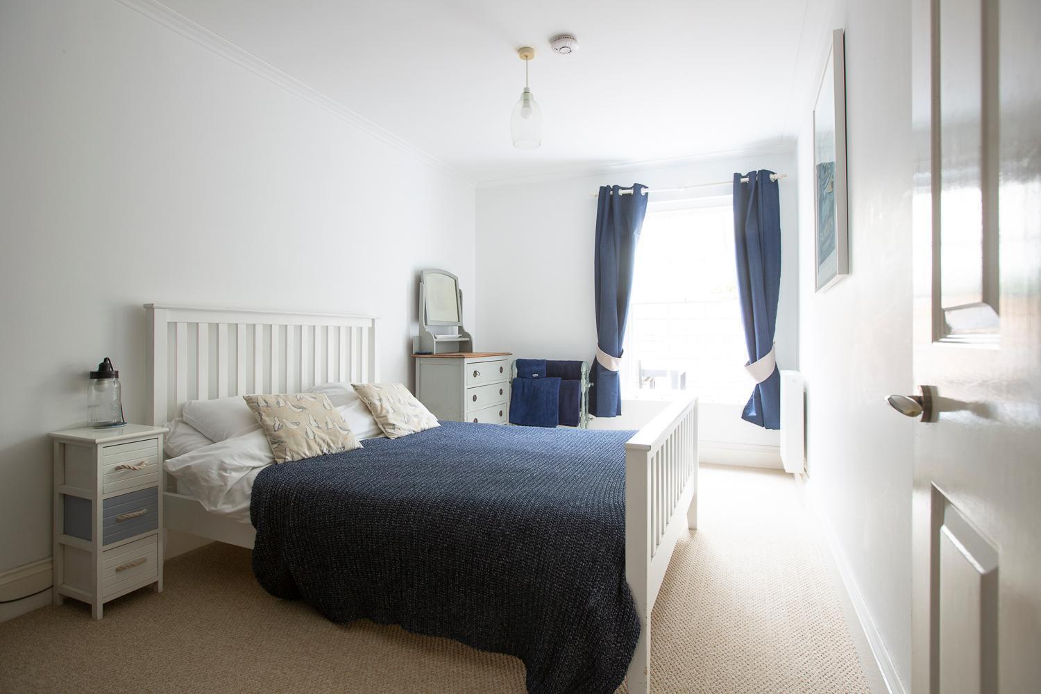 Apartment Elegant 2 Bed In The Heart Of - Sleeps 4 *